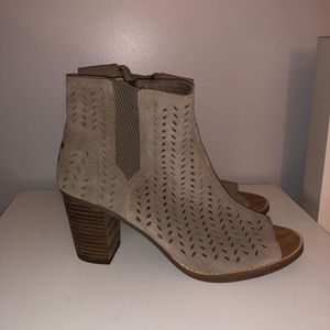 TOMS Majorca Peep Toes